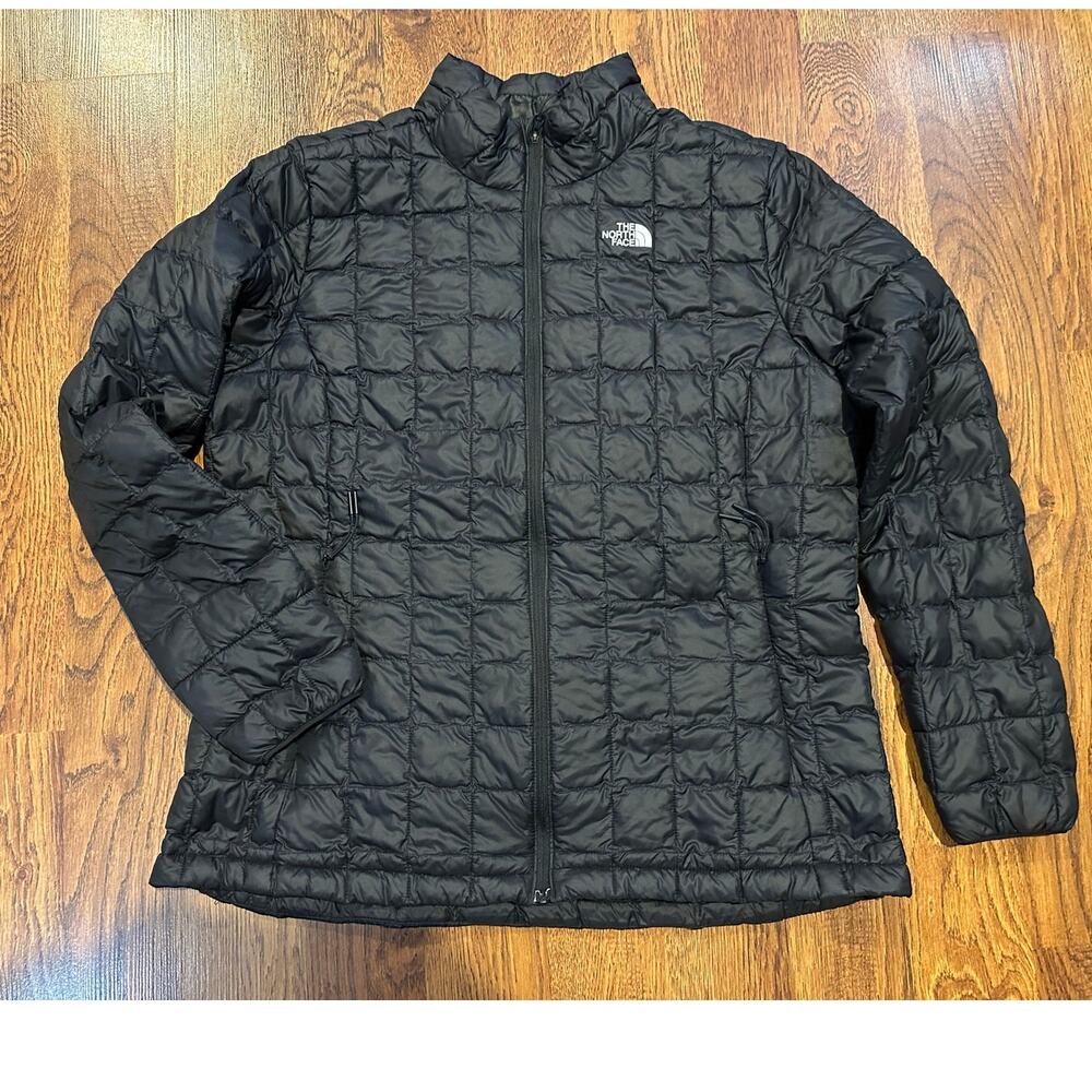 The North Face Women’s ThermoBall Eco Puffer Jacket 2.0 Black Size XL